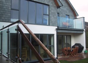 An image of the outside of a large, family dwelling in Feock, Cornwall.